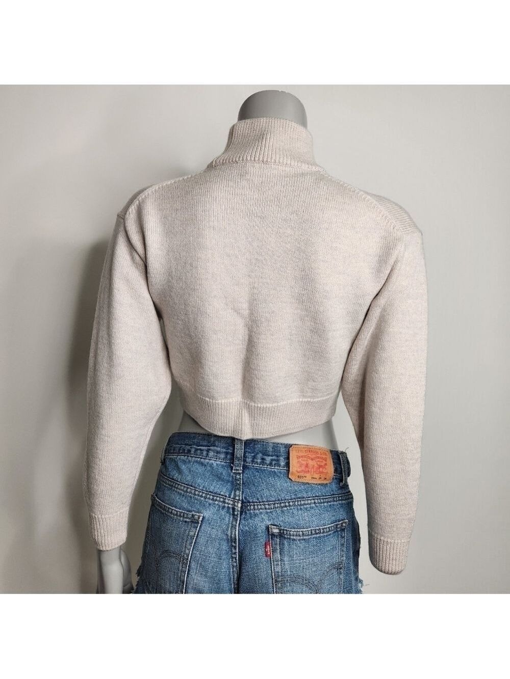 Aritzia X Wilfred Free Cream "Harper" Cropped Turtleneck Wool Sweater Size XXS - Picture 8 of 13
